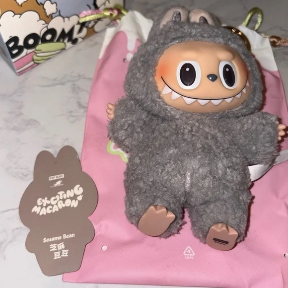 Labubu Exciting Macaron CONFIRMED Sesame Bean - Picture 4 of 7